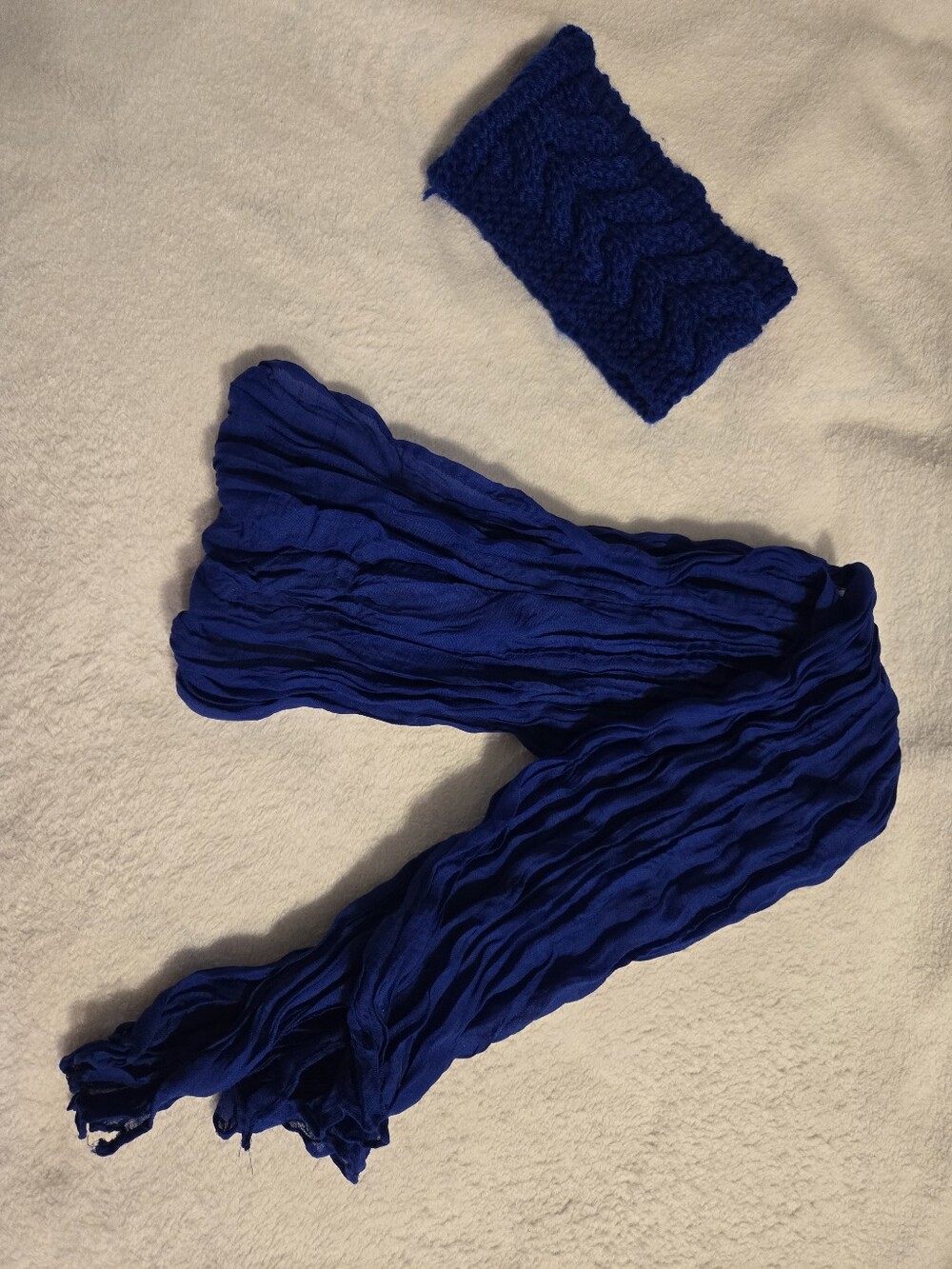 Women's Crinkled Royal Blue Scarf with Knit Headband